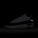 Max Aura 7 - White/Black/Summit White