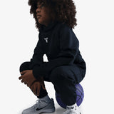 Kobe Therma-FIT Pullover Youth Hoodie - Black/White
