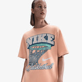 Swoosh Graphic Women's T-Shirt - Rose Gold