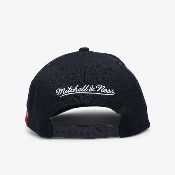 Miami Heat XL Short Hook Classic Redline Snapback Black Throwback