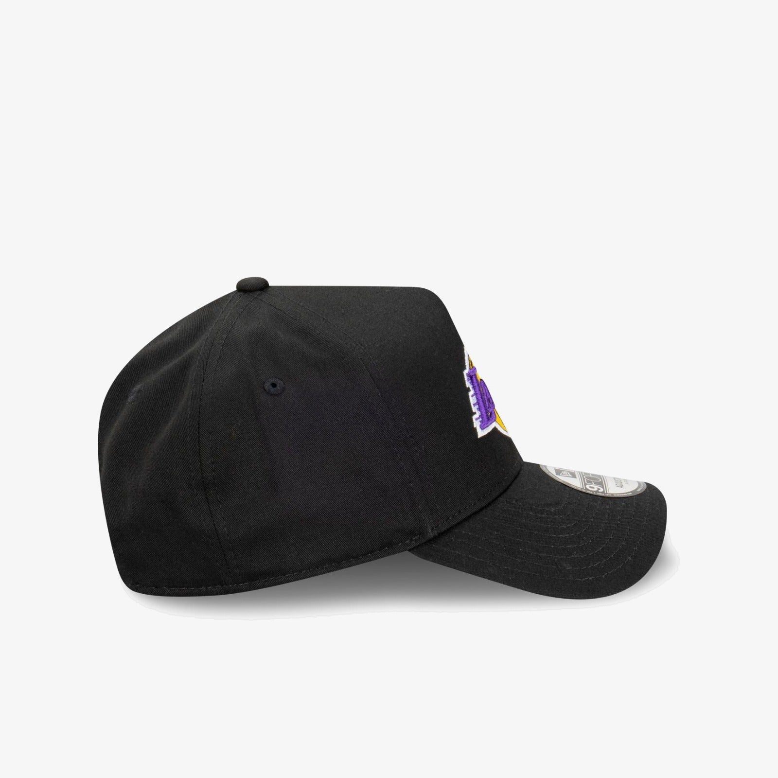 Los Angeles Lakers 9Forty A-Frame Snapback - Black - Right side