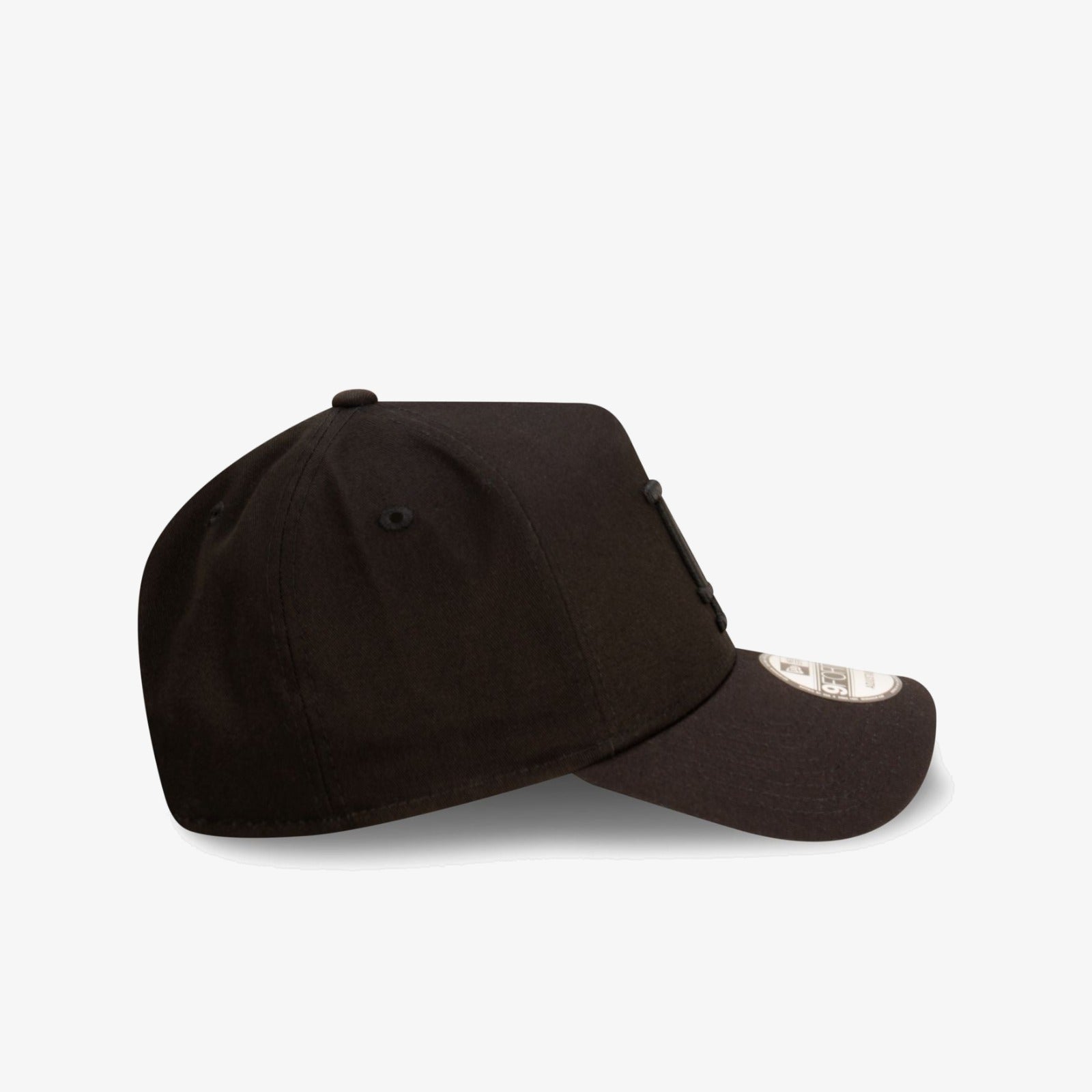 Los Angeles Dodgers 9Forty A-Frame Snapback - Black on Black - Right side