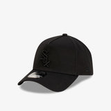Chicago White Sox 9Forty A-Frame Snapback - Black on Black - Three-quarter left