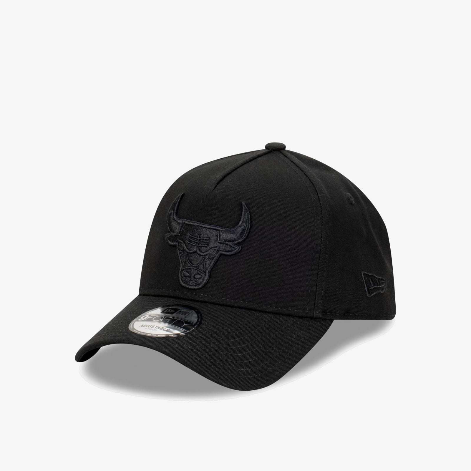 Chicago Bulls 9Forty A-Frame Snapback - Black on Black - Three-quarter left