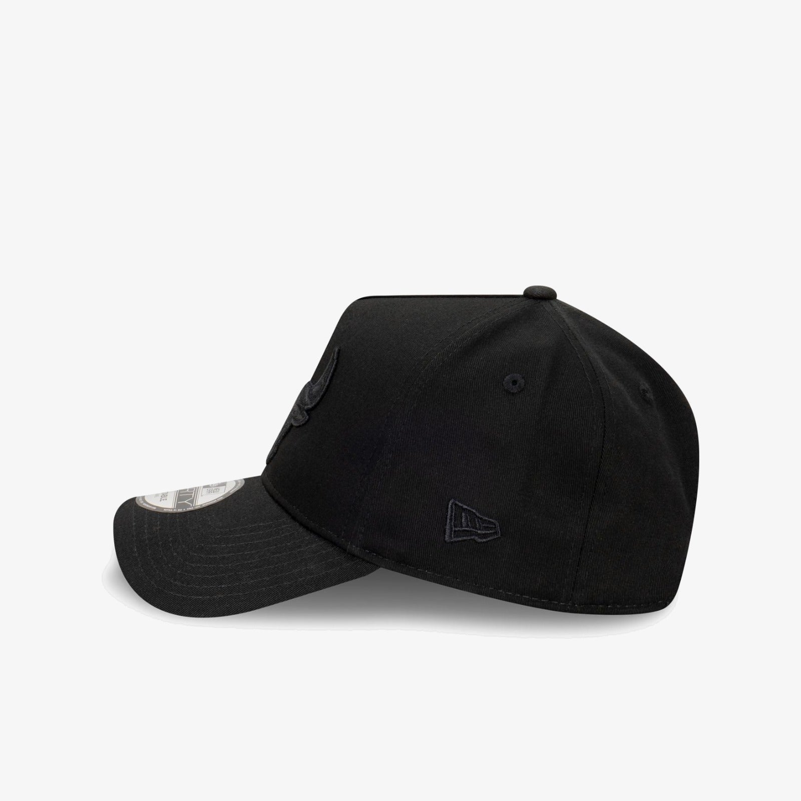 Chicago Bulls 9Forty A-Frame Snapback - Black on Black - Left side