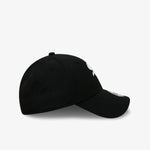 Chicago White Sox 9Forty Casual Strapback - Black/White - Right side