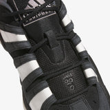 Crazy 8 Low - Black/White