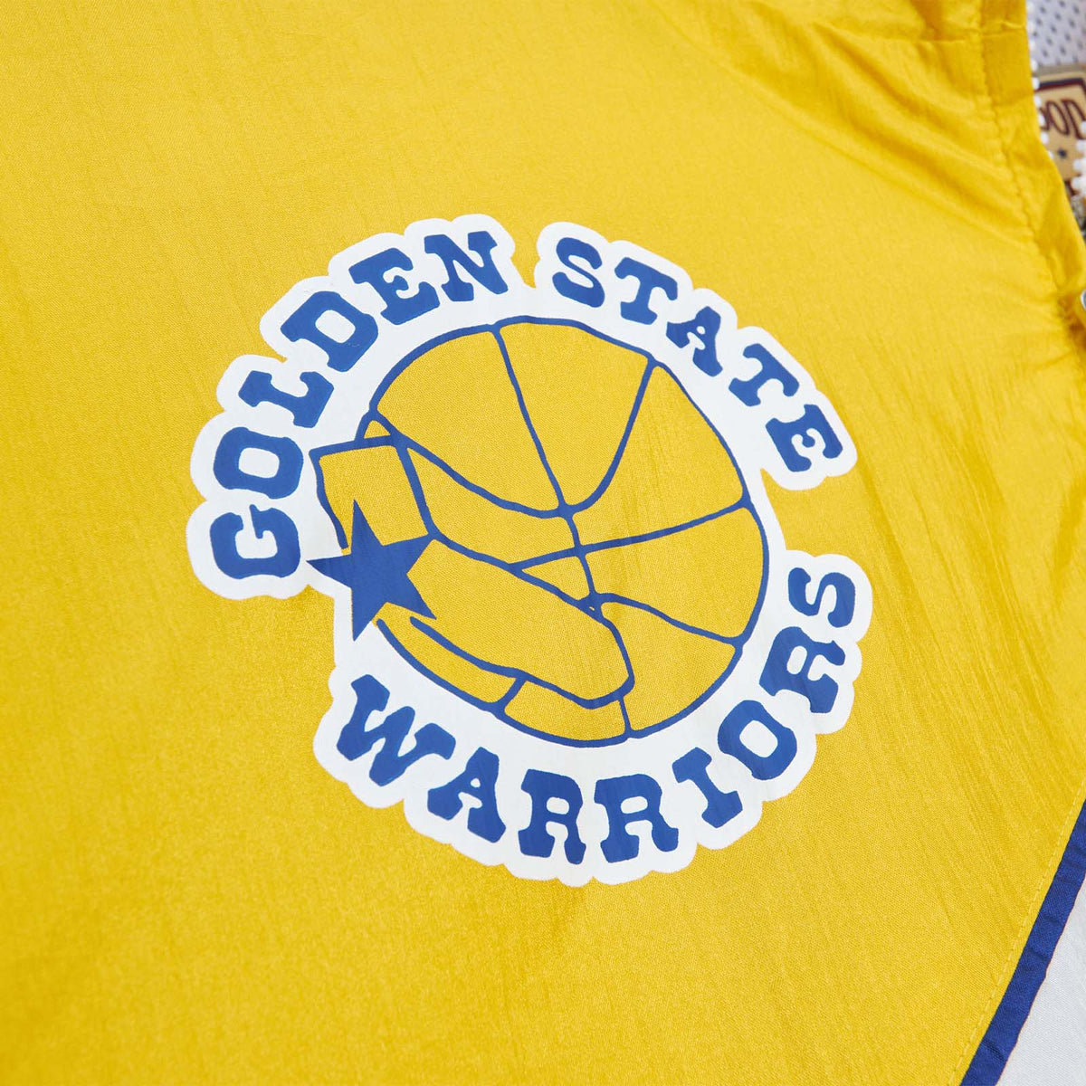 Golden State Warriors Retro Arched Windbreaker