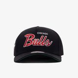 Chicago Bulls Team Script Pro Pinch Snapback - Black