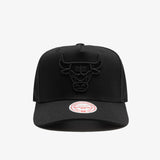 Chicago Bulls All Black Team Logo Snapback - Black