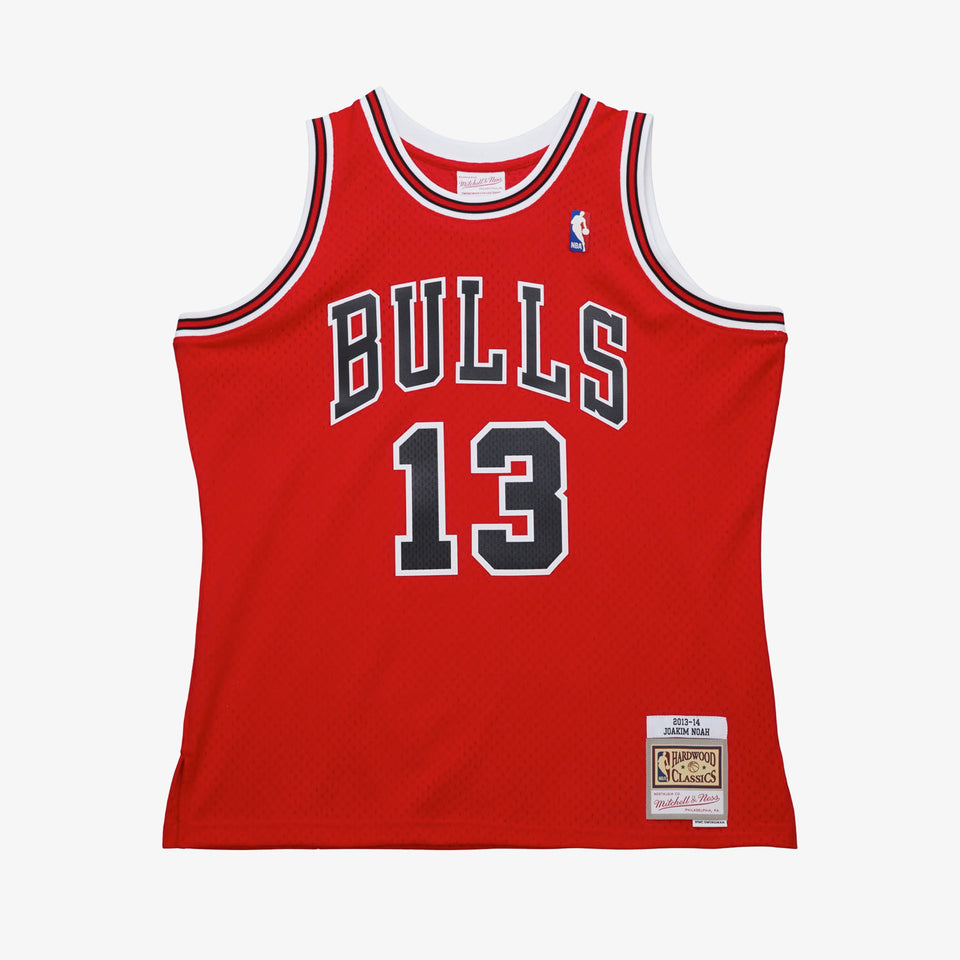 Official Chicago Bulls Merchandise | Throwback