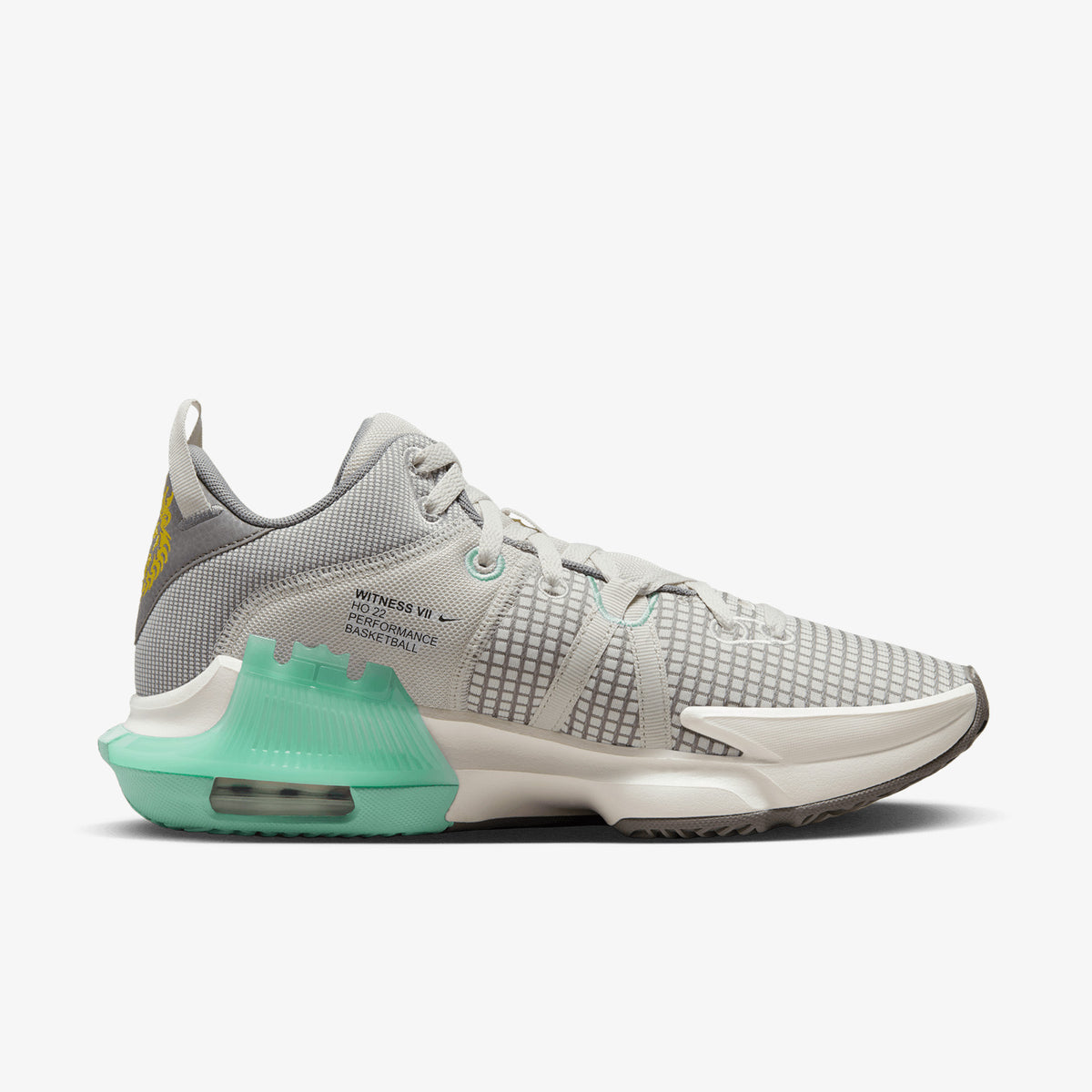 LeBron Witness 7 - &#39;Light Bone&#39;