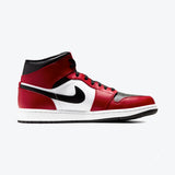 Air Jordan 1 Mid - ‘Chicago Black Toe’