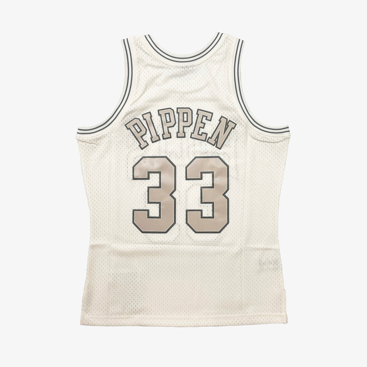 Chicago Bulls Scottie Pippen 1997 Swingman Jersey by Mitchell and Ness -  White - Mens