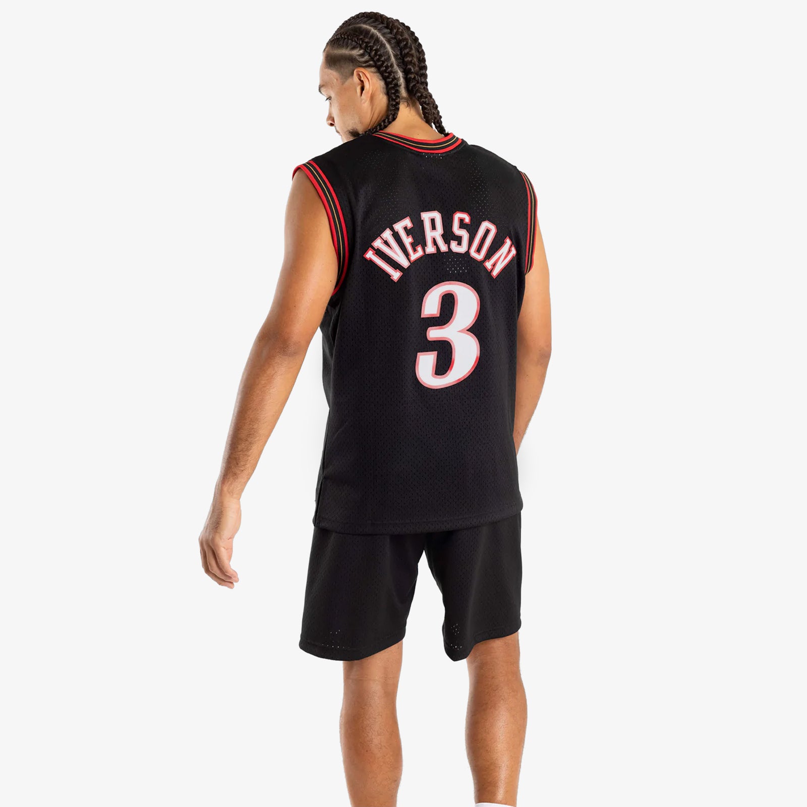 Philadelphia 76ers may bring back the black jerseys Allen Iverson