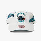 Charlotte Hornets Reppin Retro Deadstock Snapback - White