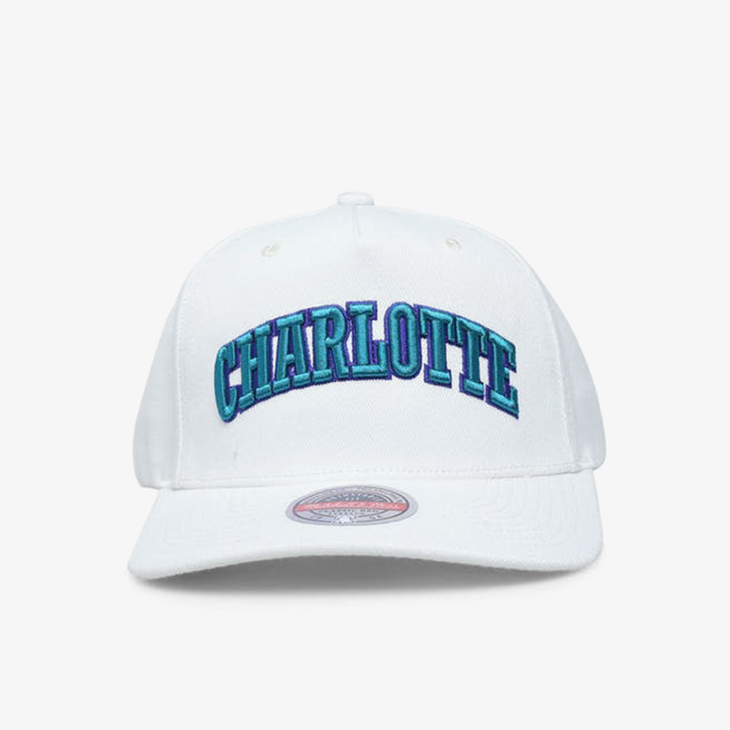 Charlotte Hornets Show Up Classic Redline Snapback - Off White - Throwback