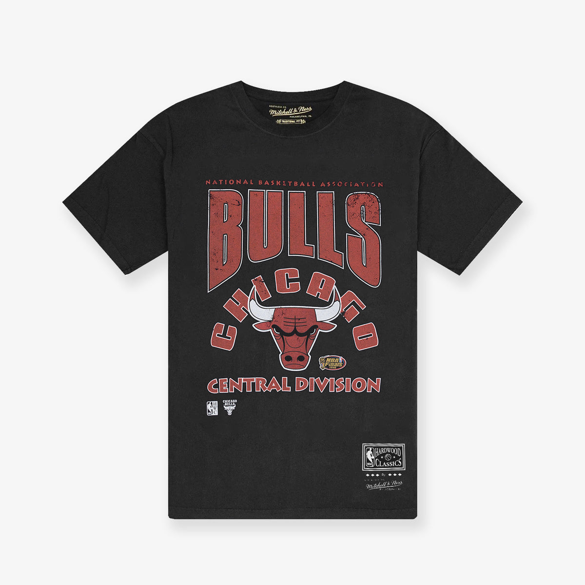 Chicago Bulls Division Arch Vintage Tee - Faded Black