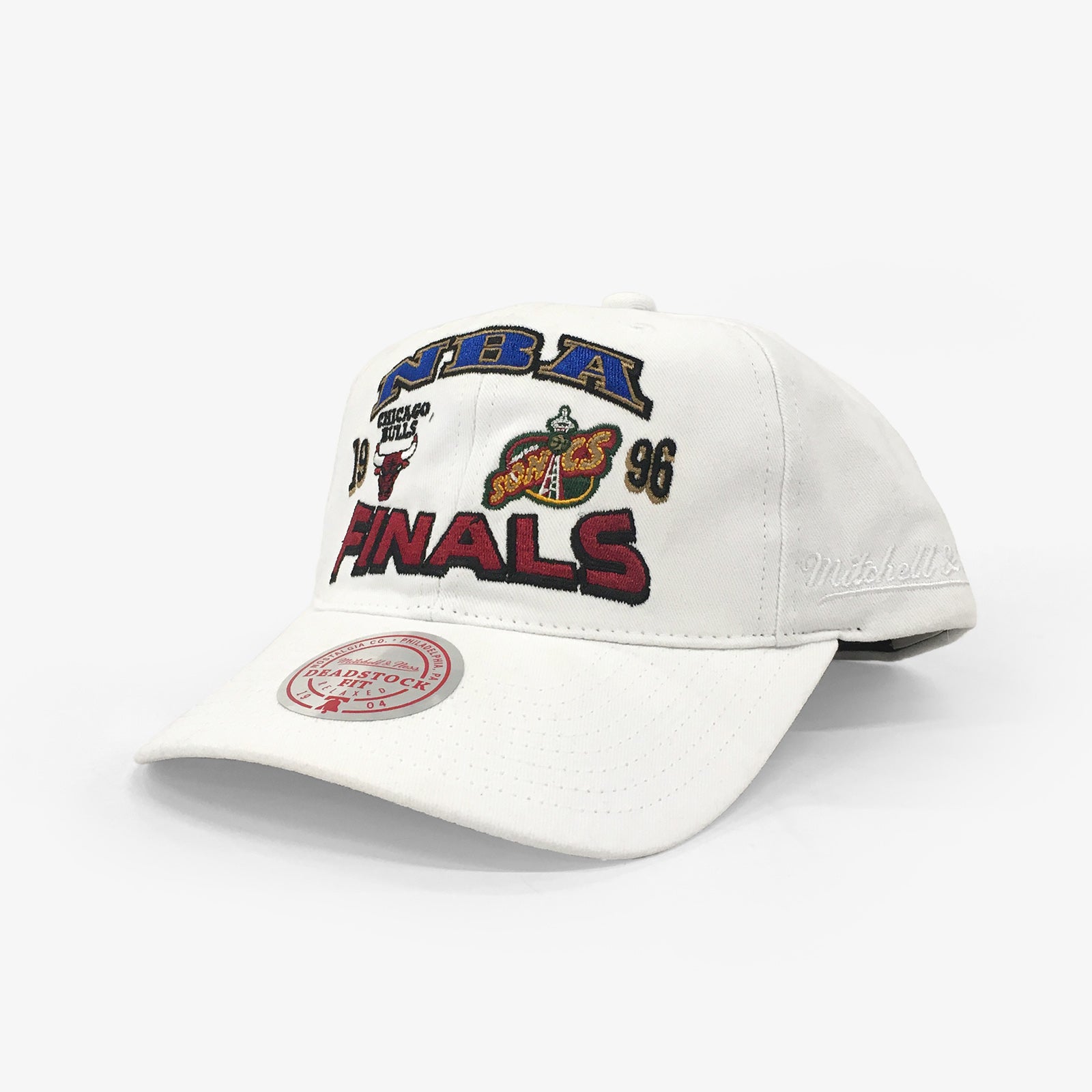 CHICAGO BULLS SEATTLE SUPERSONICS VINTAGE 1996 NBA FINALS LOGO ATHLETI -  Bucks County Baseball Co.