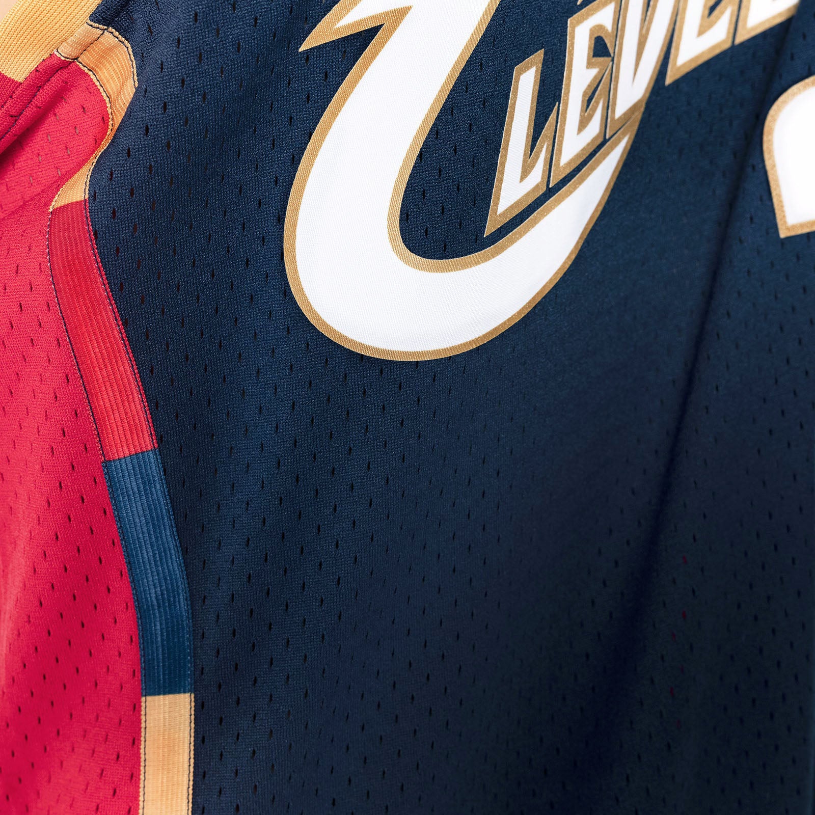 LeBron James Cleveland Cavaliers 08 09 HWC Swingman Jersey Navy