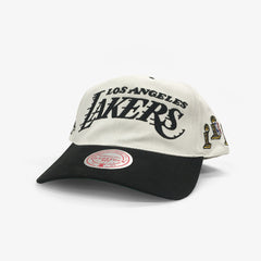 Los Angeles Lakers Champs Trophy Deadstock NBA Snapback Hat