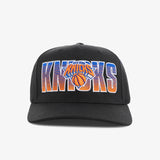 New York Knicks Gradient Classic Redline Snapback - Black