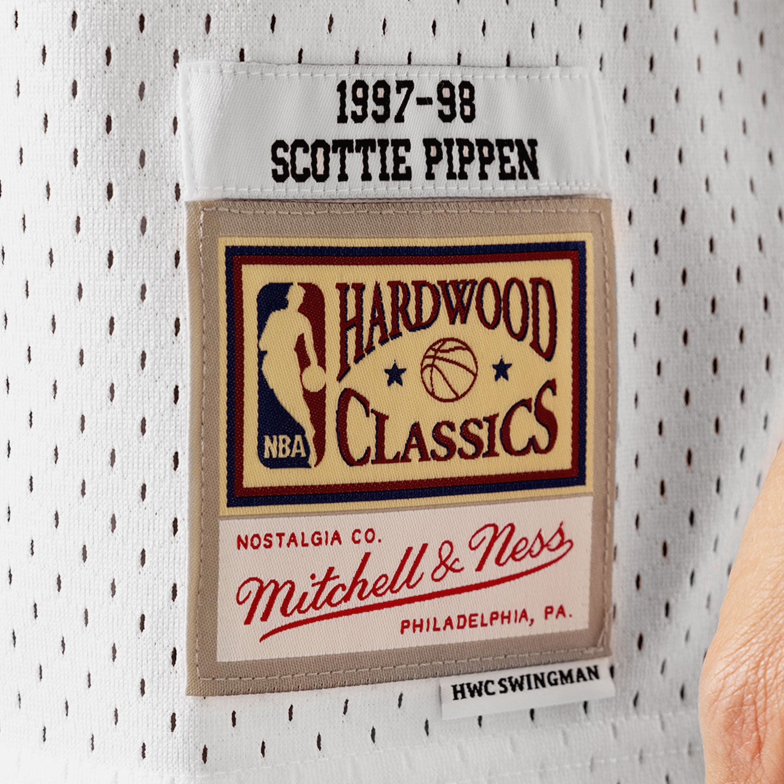 White on sale pippen jersey