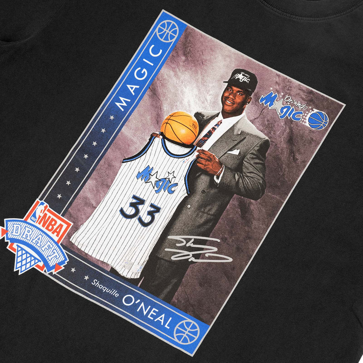 Mitchell & Ness x NBA Magic Shaquille O'Neal NBA Draft Day Black Colorwash  T-Shirt