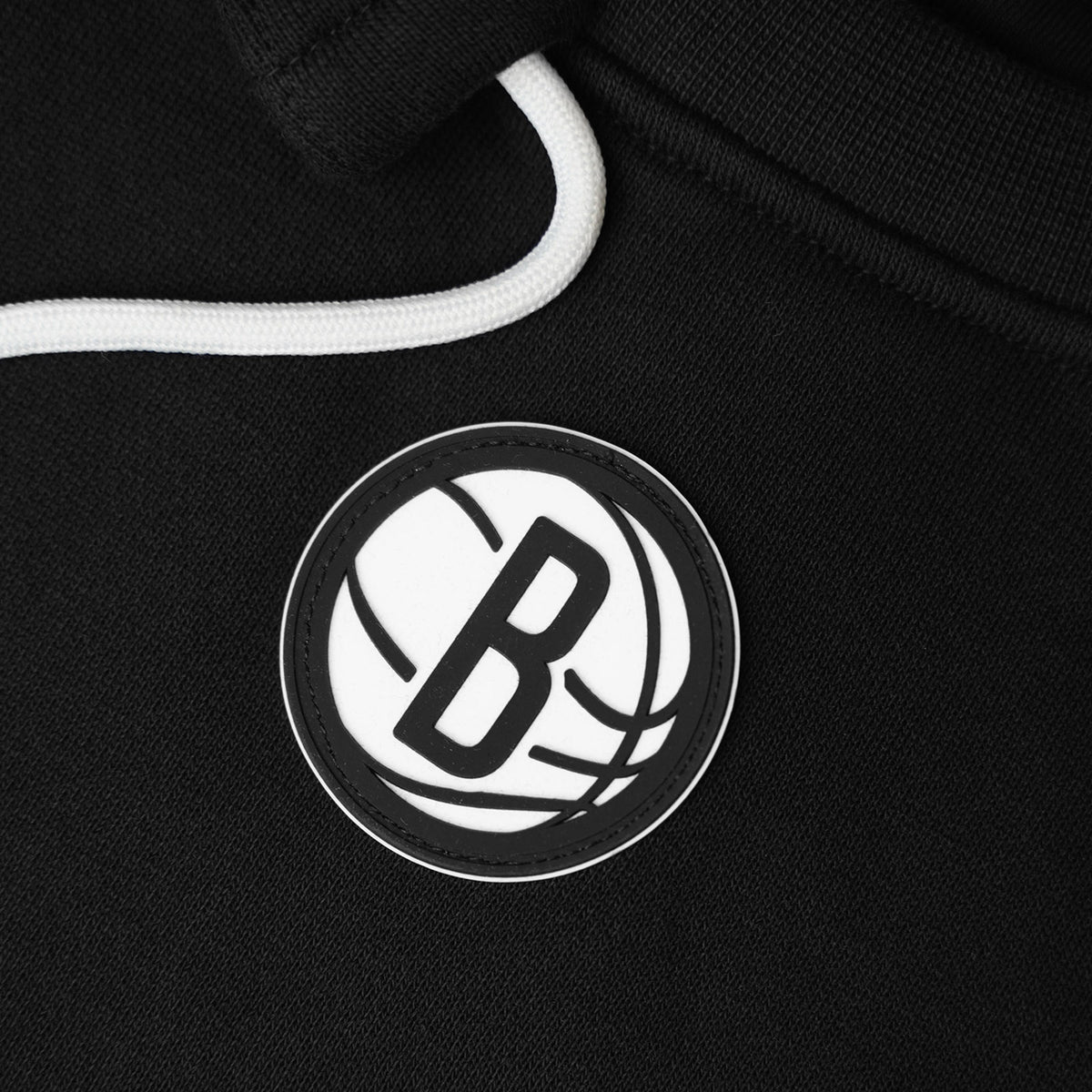 Brooklyn Nets Nike Women's Courtside Standard Issue Performance Pullover  Hoodie - Black