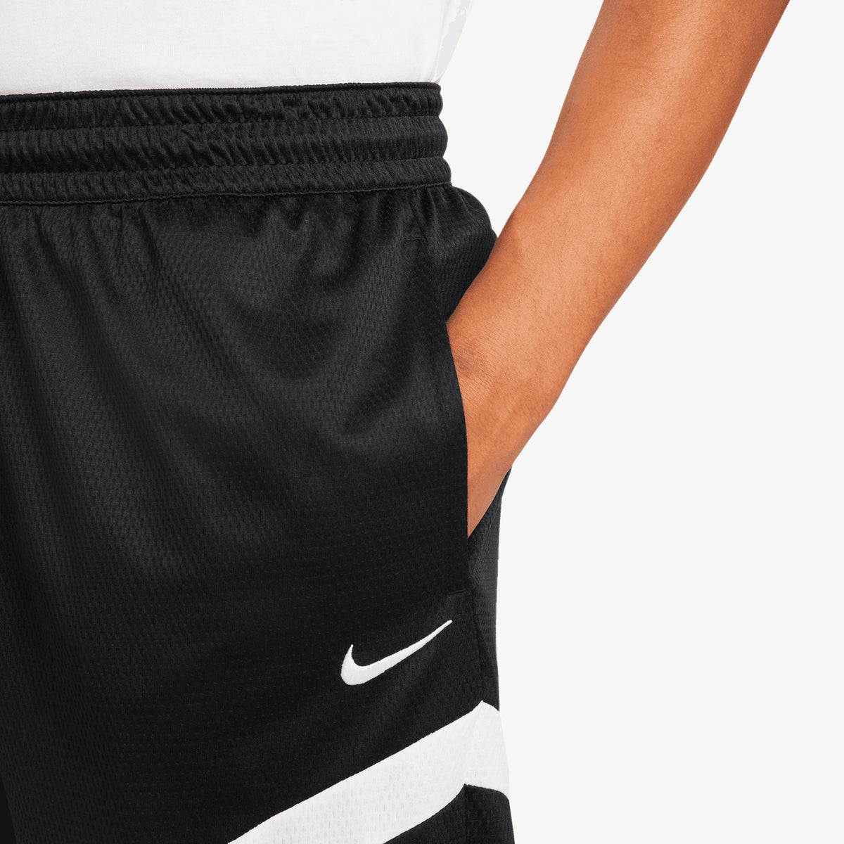 Nike Dri-FIT Icon 8&quot; Basketball Shorts - Black