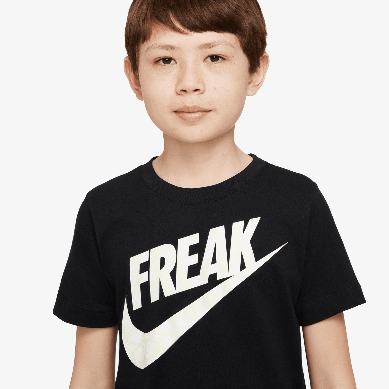 Nike freak shirt youth 2025