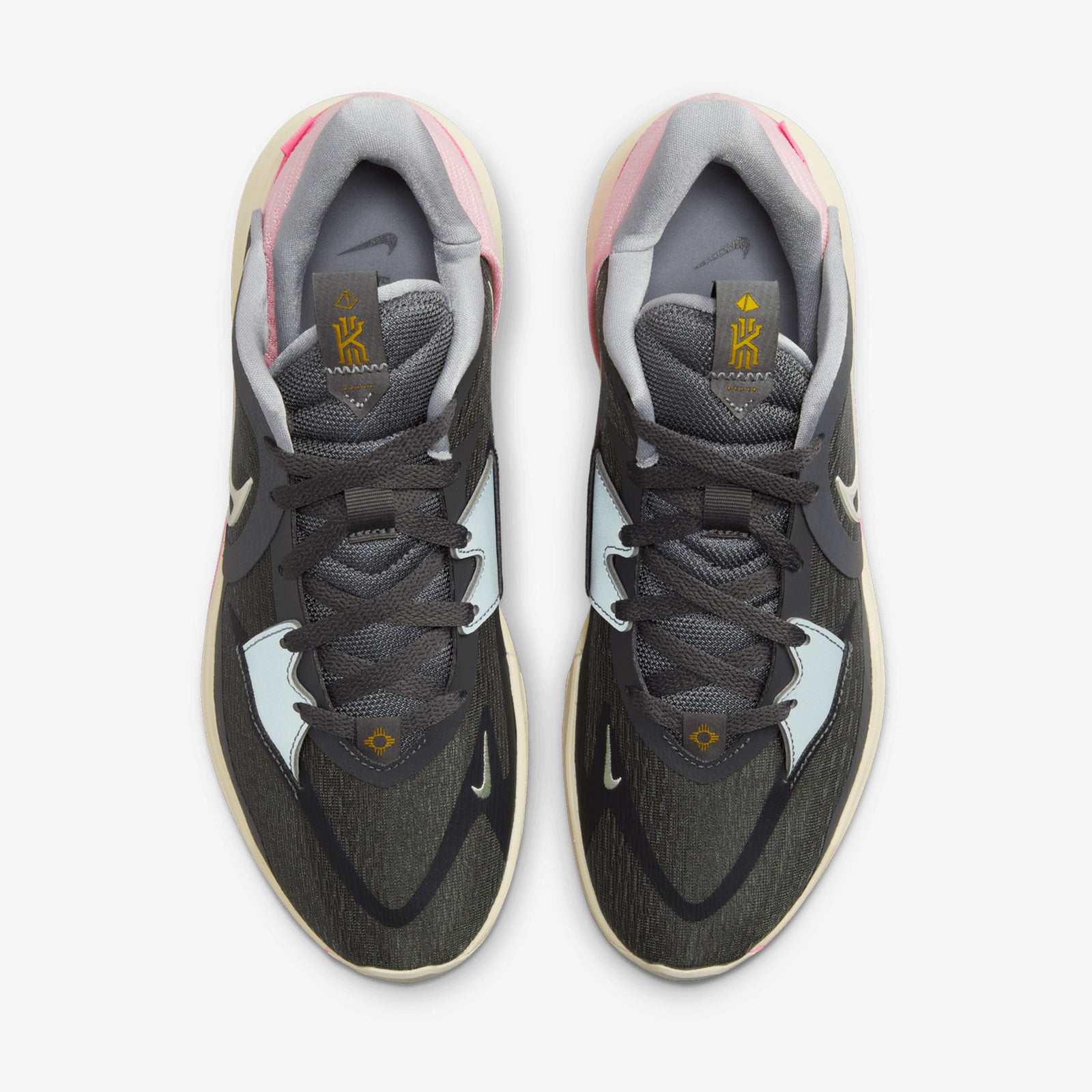 Kyrie sales 5 aus
