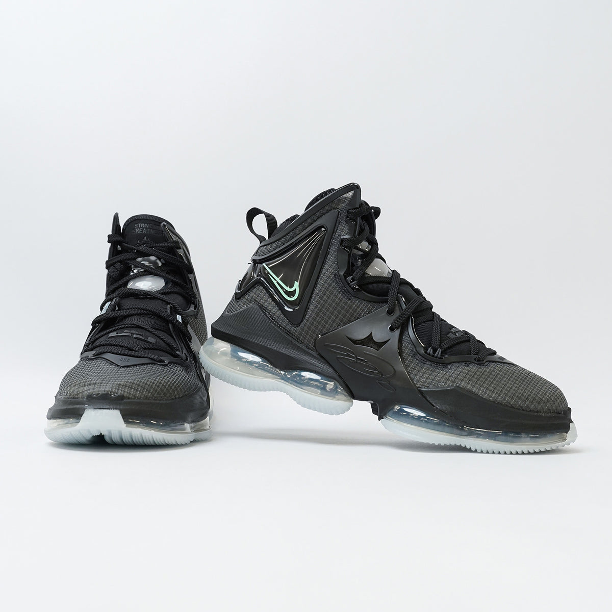 LeBron 19 - &#39;Chamber Of Fear&#39;