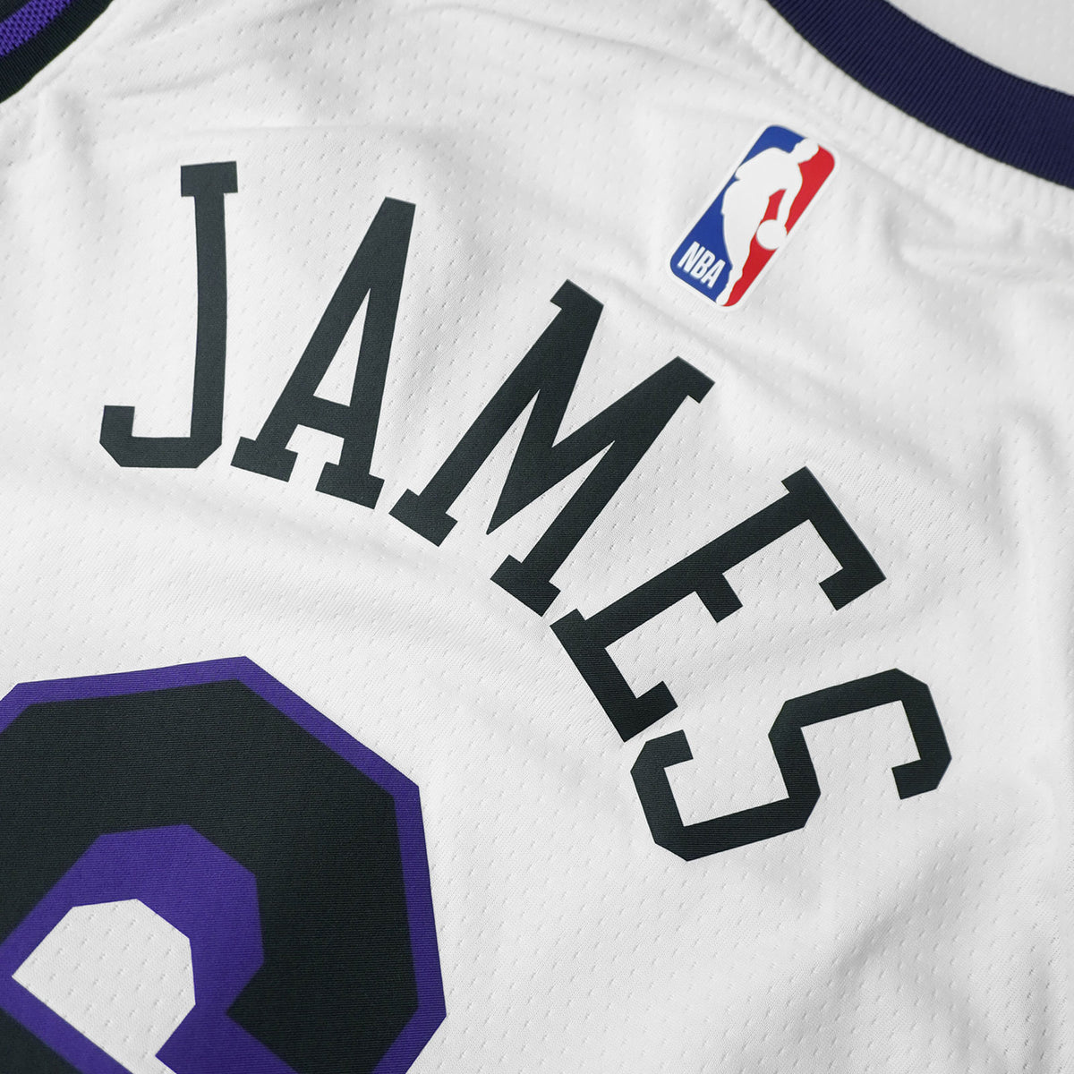 2022 LeBron James Los Angeles Lakers Nike City Edition Jersey