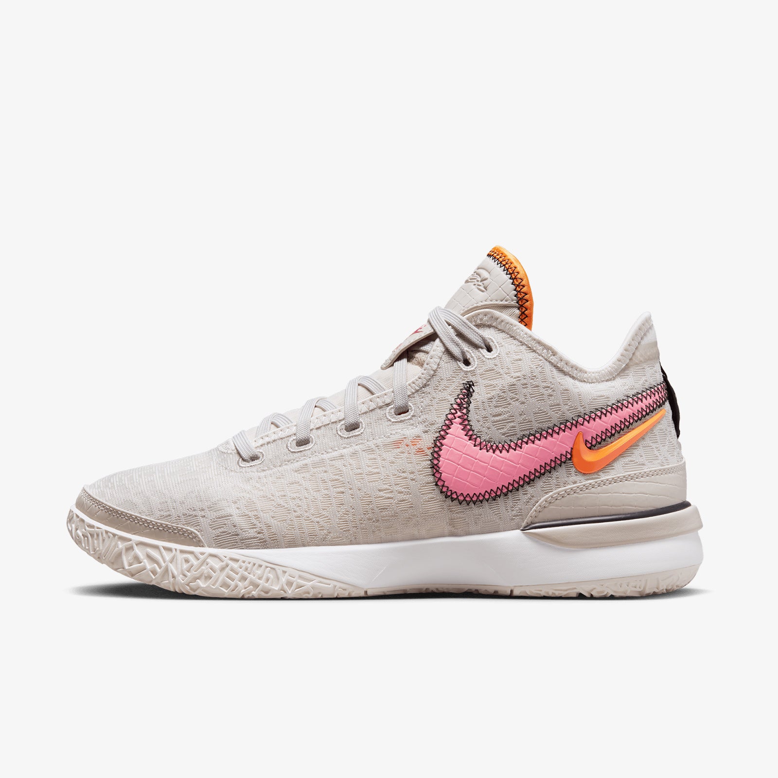Lebron shoes store womens brown