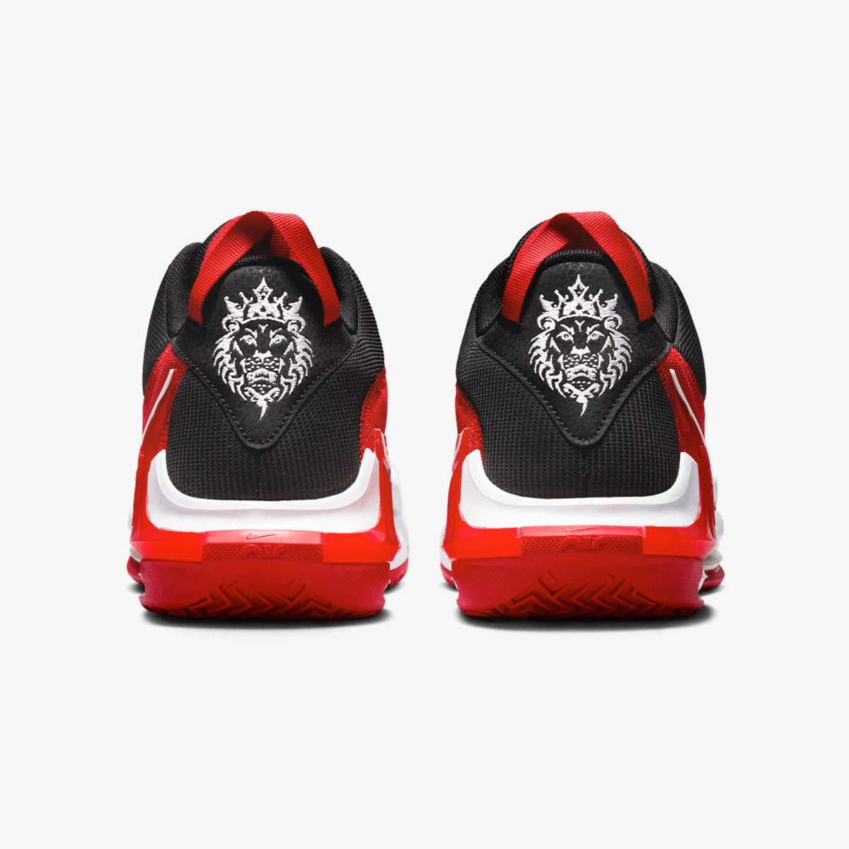 Lebron discount 7 bred