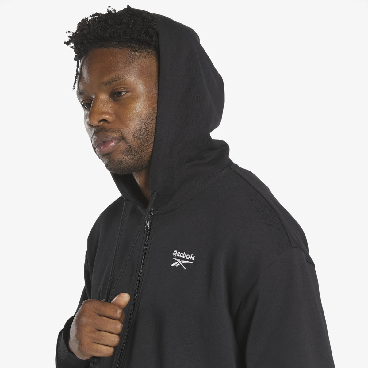 Black reebok 2024 hoodie